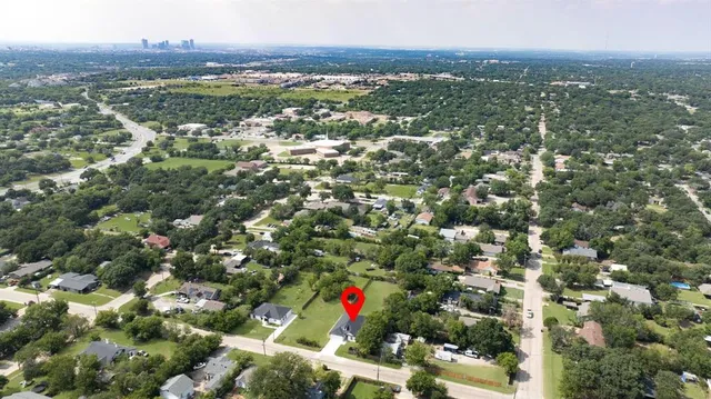 $2,100 | 3325 Howard Street, Fort Worth, TX 76119