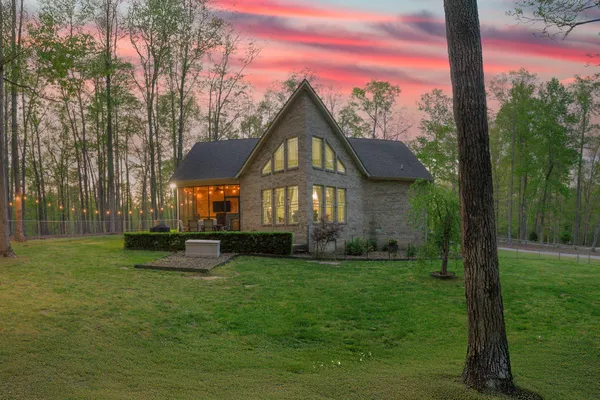 $615,000 | 750 Davis Spring Road, Tullahoma, TN 37388