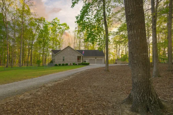 $615,000 | 750 Davis Spring Road, Tullahoma, TN 37388