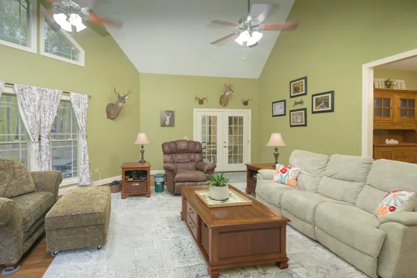 $615,000 | 750 Davis Spring Road, Tullahoma, TN 37388