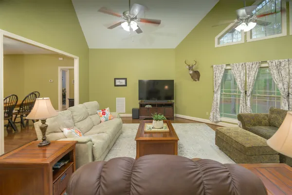 $615,000 | 750 Davis Spring Road, Tullahoma, TN 37388
