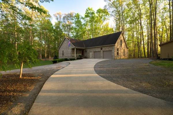 $615,000 | 750 Davis Spring Road, Tullahoma, TN 37388