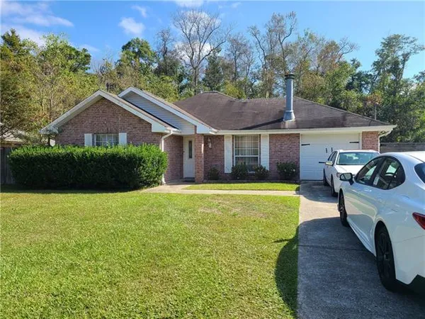$1,670 | 179 West Cherrywood Lane, Pearl River, LA 70452