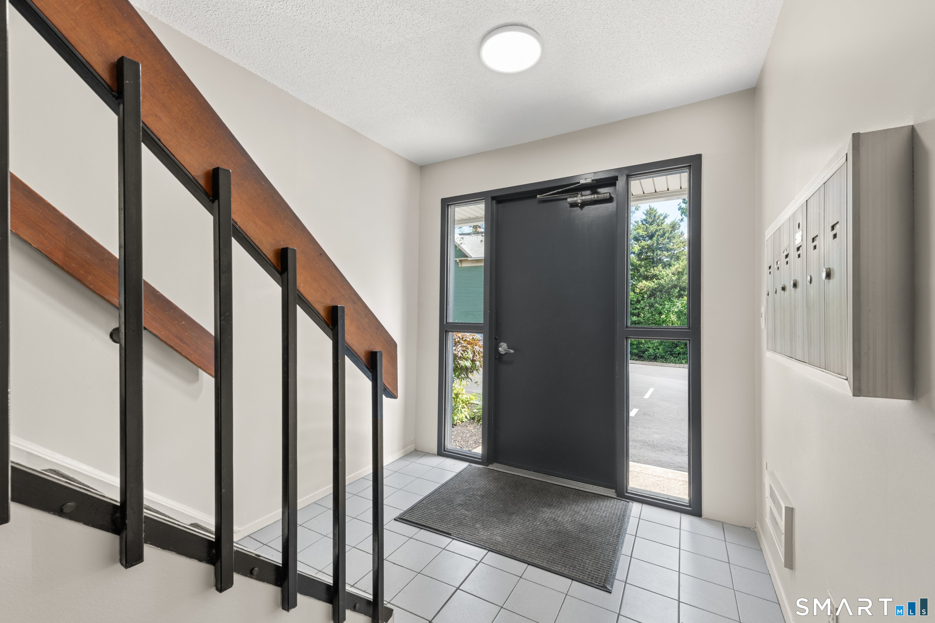 187 Flax Hill Road, Unit D11 Norwalk, CT 06854 - Photo 25 of 30