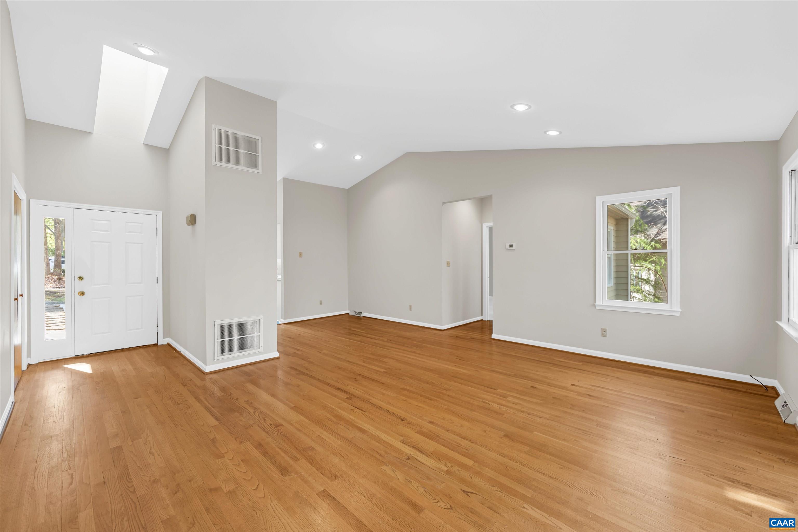 640 Big Oak Road Charlottesville, VA 22903 - Photo 5 of 27