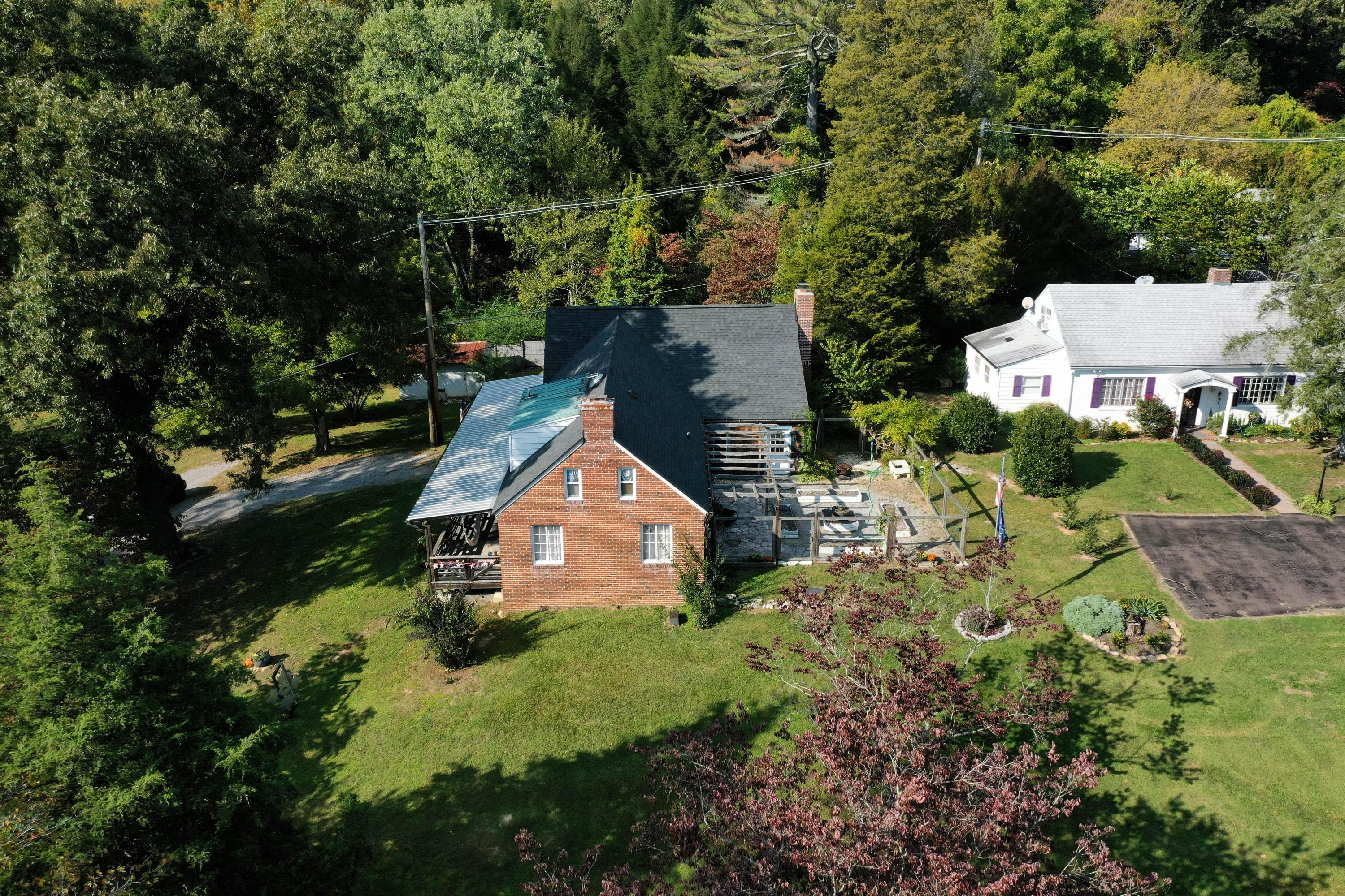 33 West Circle Road Norris, TN 37828 - Photo 6 of 30 DJI_0889