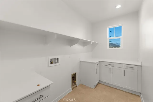 $889,000 | 13873 La Pradera Way, Eastvale, CA 92880