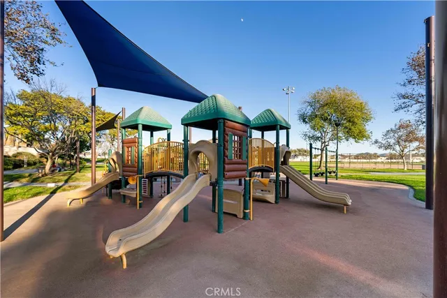 $889,000 | 13873 La Pradera Way, Eastvale, CA 92880