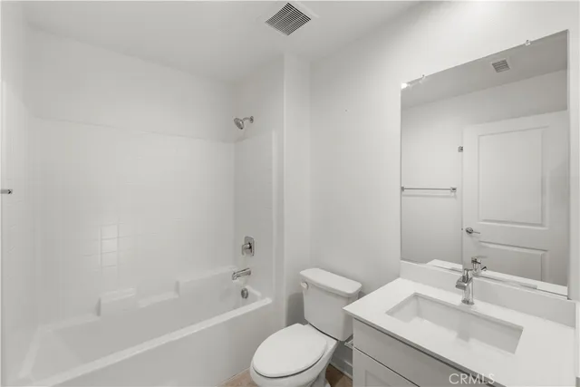 $889,000 | 13873 La Pradera Way, Eastvale, CA 92880