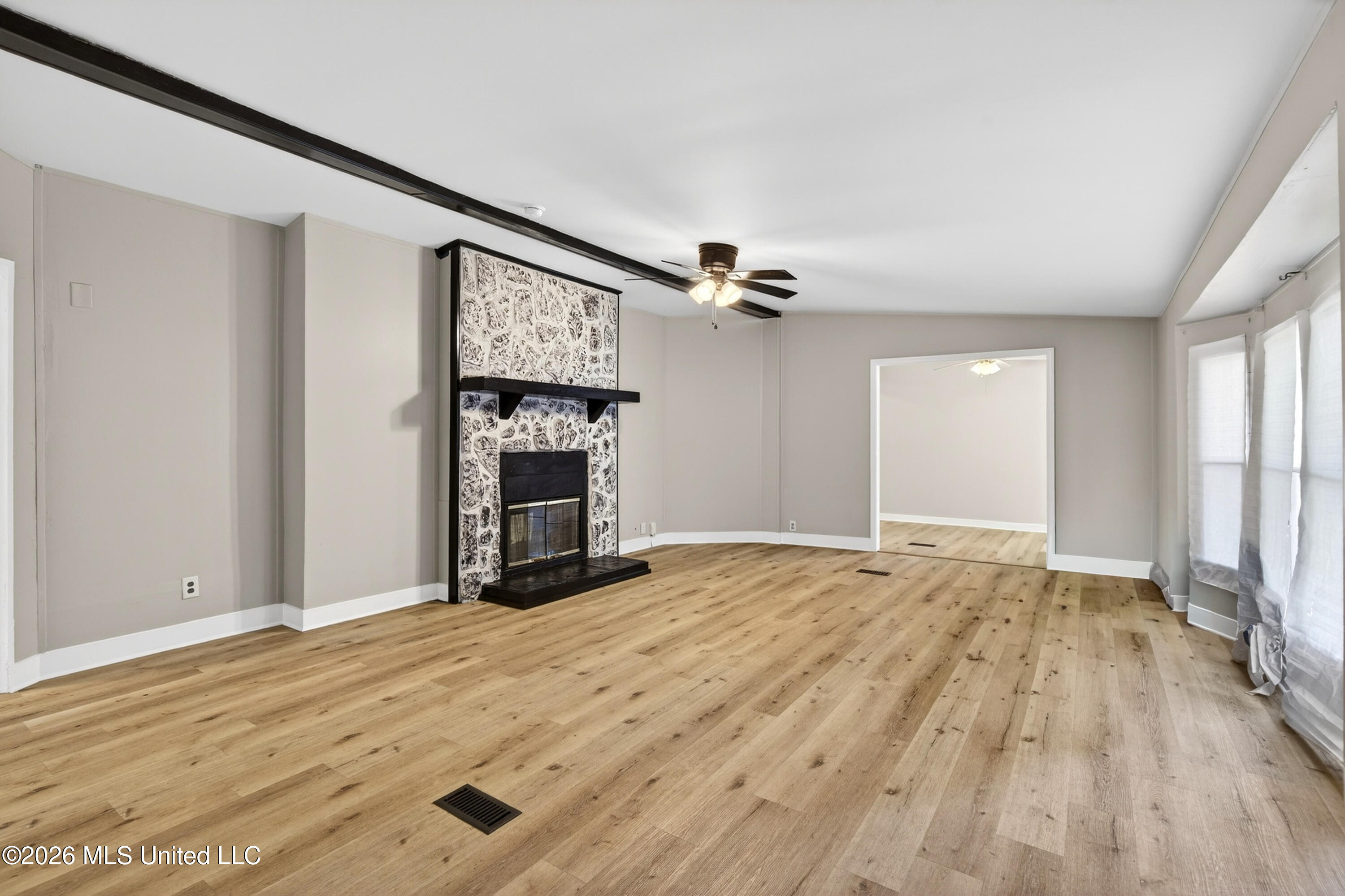 1064 Limu Way Diamondhead, MS 39525 - Photo 4 of 35 1064LimuWay-6