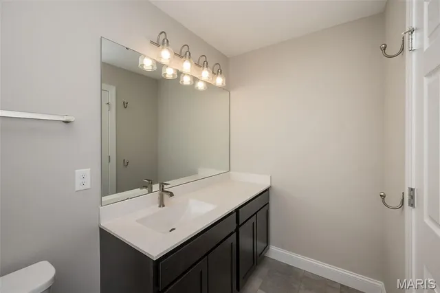 $389,900 | 4203 Lions Chase Drive, St. Louis, MO 63125