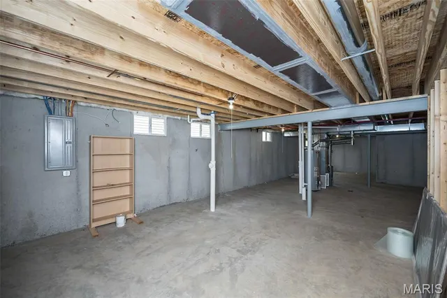 $389,900 | 4203 Lions Chase Drive, St. Louis, MO 63125