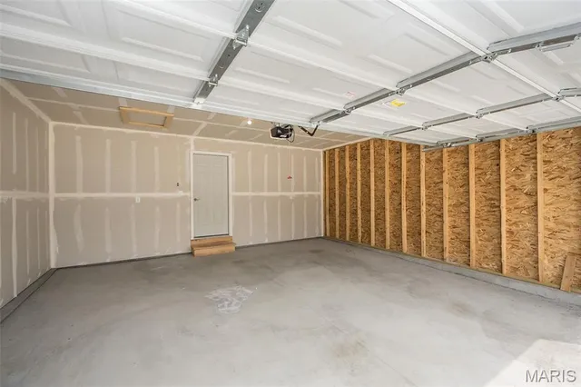 $389,900 | 4203 Lions Chase Drive, St. Louis, MO 63125