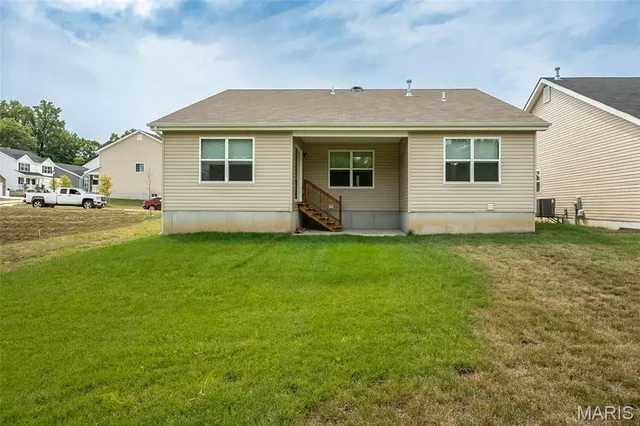 $389,900 | 4203 Lions Chase Drive, St. Louis, MO 63125