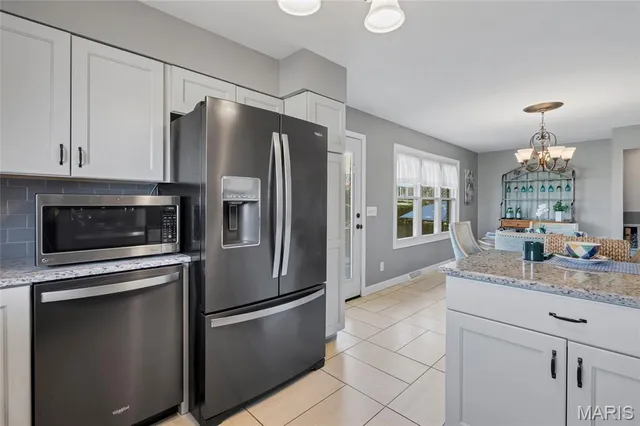 $385,000 | 2520 Fair Oaks Drive, St. Charles, MO 63301