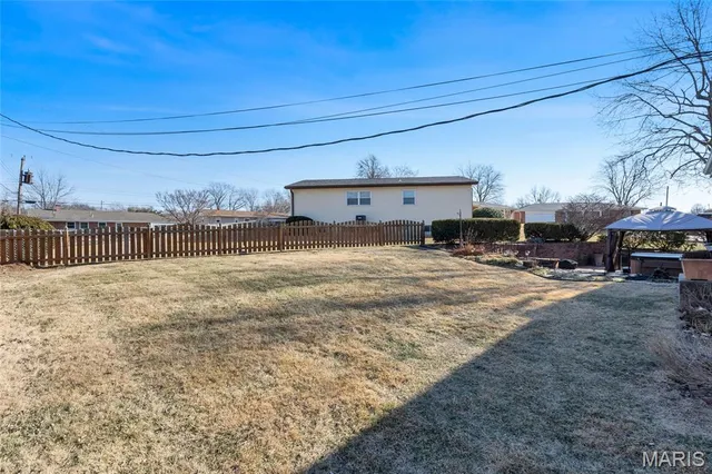 $385,000 | 2520 Fair Oaks Drive, St. Charles, MO 63301