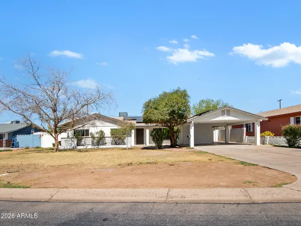 $565,000 | 684 West Carla Vista Drive, Chandler, AZ 85225