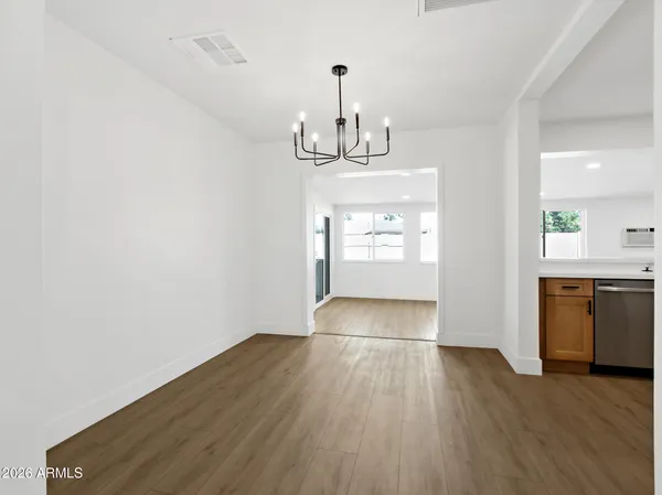 $565,000 | 684 West Carla Vista Drive, Chandler, AZ 85225