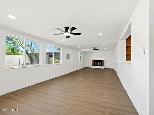 $565,000 | 684 West Carla Vista Drive, Chandler, AZ 85225