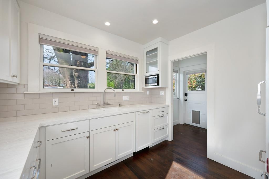 425 J Street Davis, CA 95616 - Photo 27 of 54