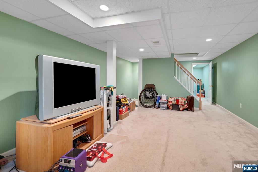 42 Heatherhill Road Cresskill, NJ 07626 - Photo 24 of 34