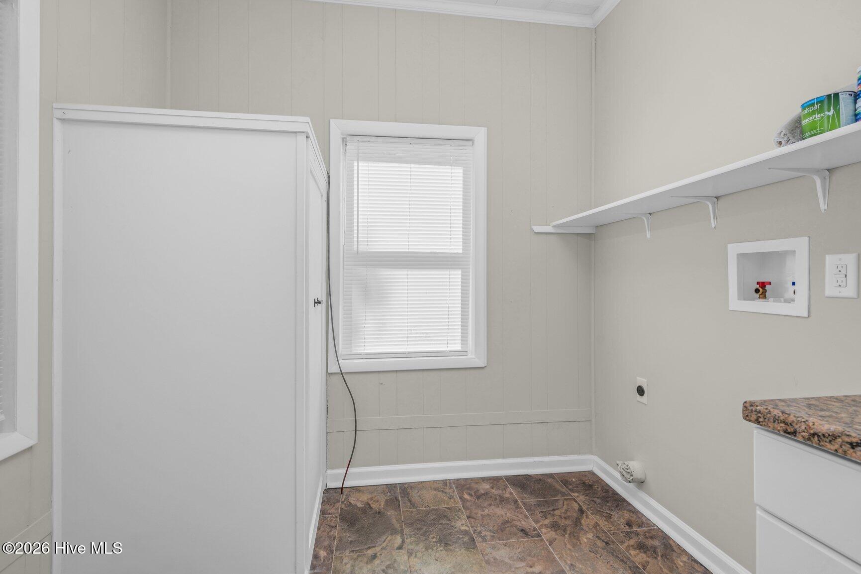 307 Irwin Street Pinetops, NC 27864 - Photo 16 of 21 Laundry Room