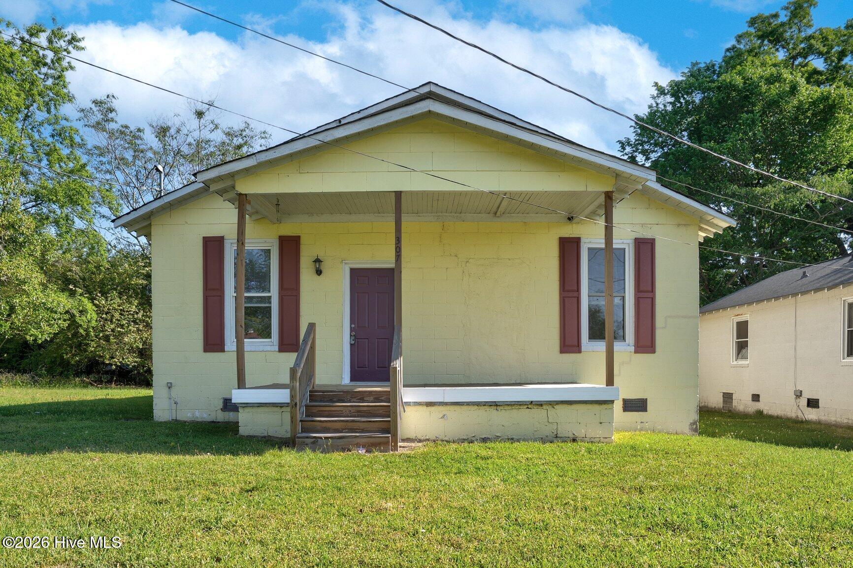 307 Irwin Street Pinetops, NC 27864 - Photo 18 of 21 Quiet Street Setting