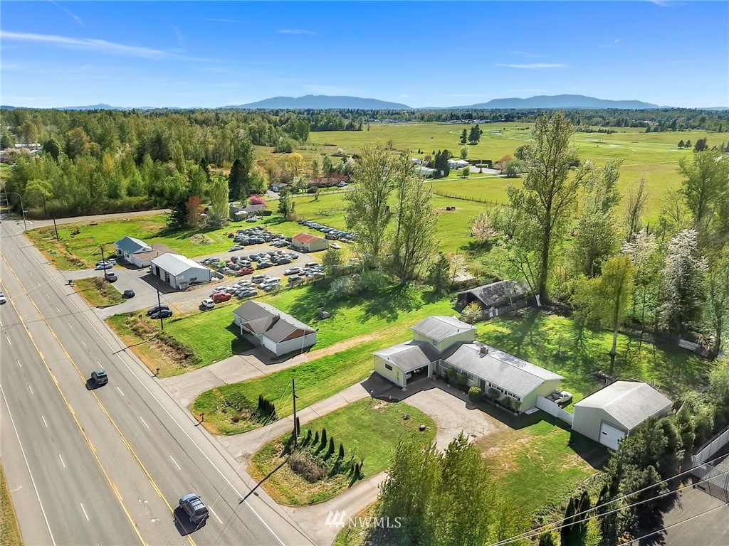 5147 Guide Meridian Bellingham, WA 98226 - Photo 5 of 40 Gallery Image 5