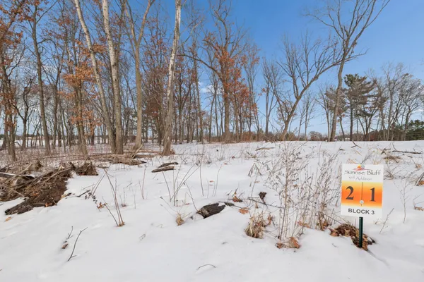 $98,000 | 5270 389th Trail, North Branch, MN 55056