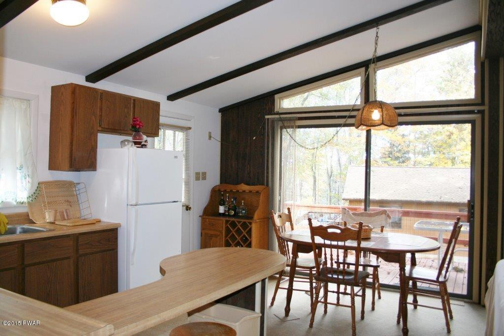 107 Spruce Road Tafton, PA 18464 - Photo 5 of 26 Gallery Image 5