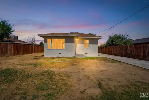 $250,000 | Undisclosed Address, Bakersfield, CA 93307