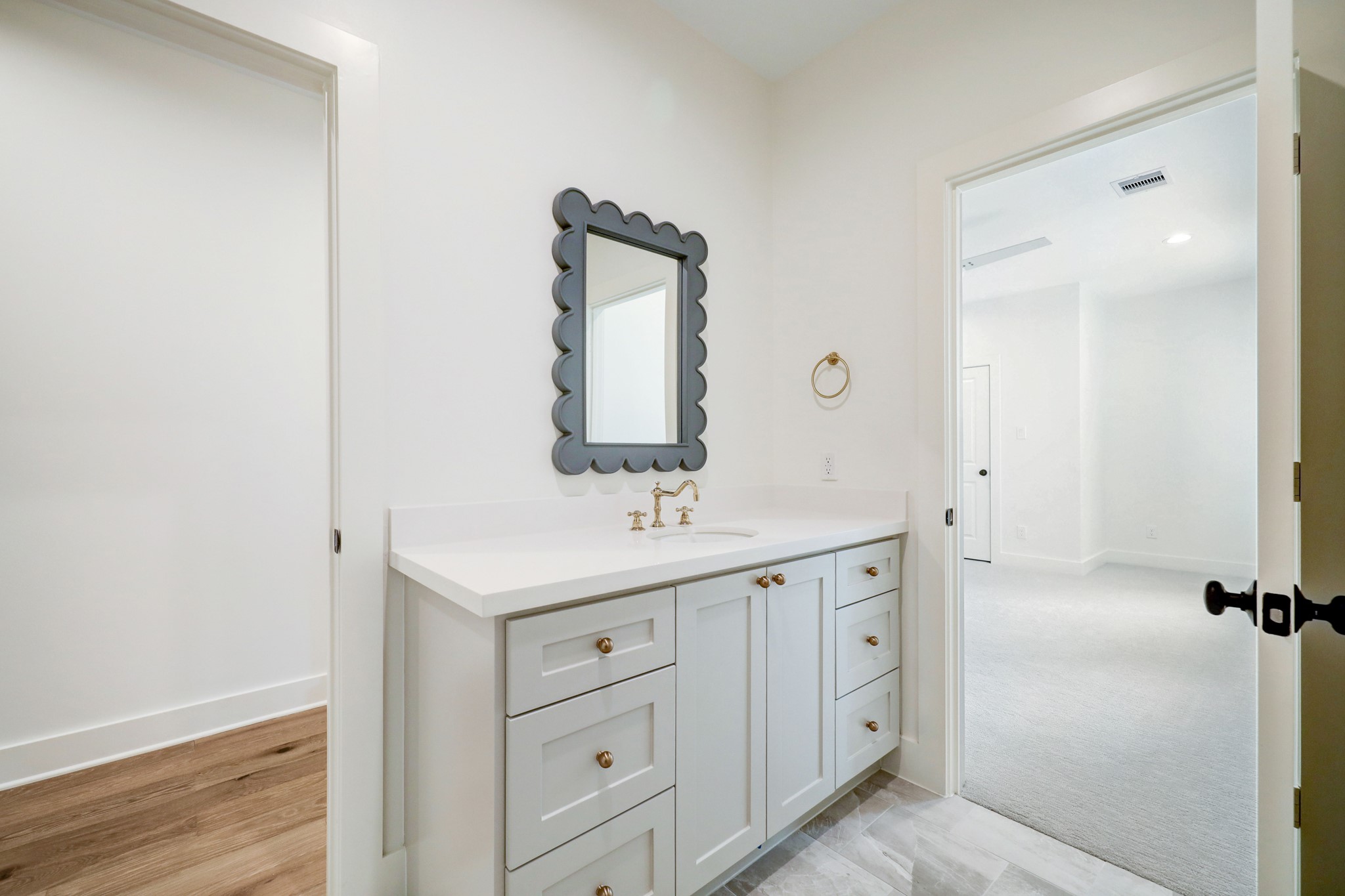 1510 Chantilly Lane Houston, TX 77018 - Photo 20 of 50 SECONDARY BATHROOM - Previous work by the builder, not representation of current build.
