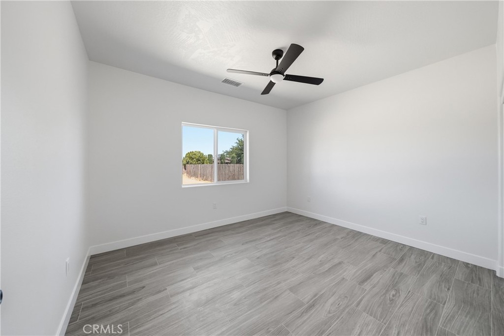12658 Standing Bear Road Apple Valley, CA 92308 - Photo 30 of 39