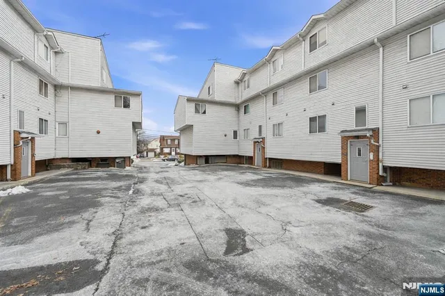 $395,000 | 31 Fairmount Avenue, Unit 16A, Hackensack, NJ 07601