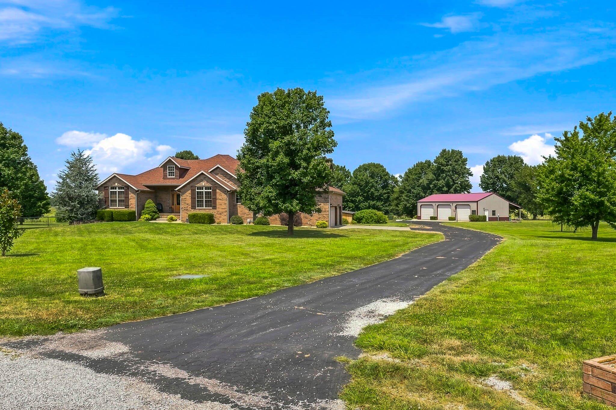 307 Evan Road Billings, MO 65610 - Photo 2 of 60 02-Evan_Rd_055