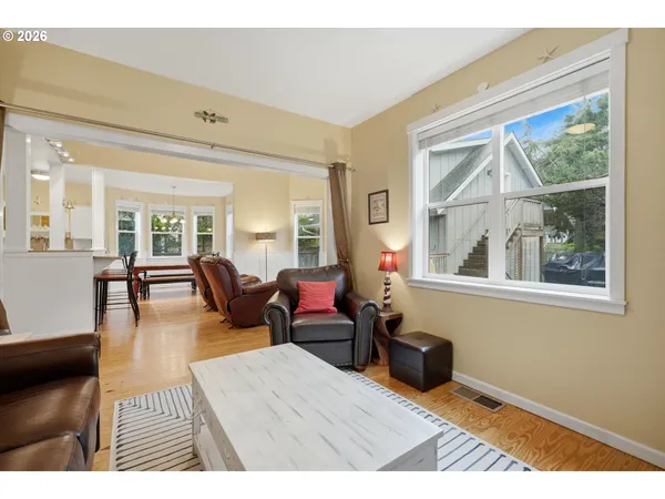 $1,045,000 | 120 Bella Beach Drive, Depoe Bay, OR 97341