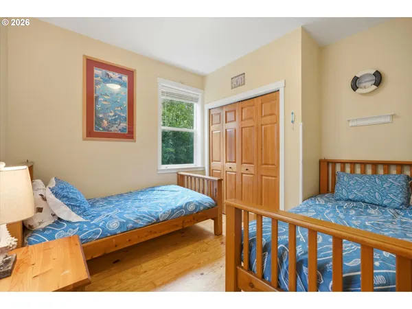 $1,045,000 | 120 Bella Beach Drive, Depoe Bay, OR 97341