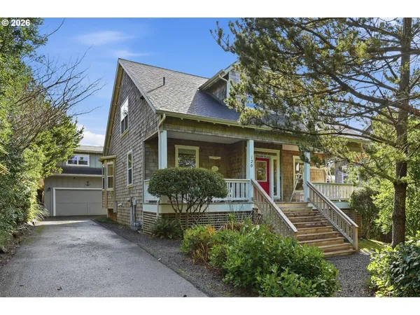 $1,045,000 | 120 Bella Beach Drive, Depoe Bay, OR 97341
