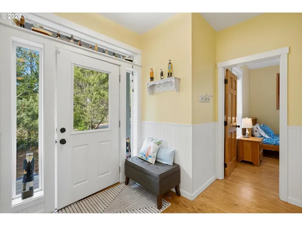 $1,045,000 | 120 Bella Beach Drive, Depoe Bay, OR 97341