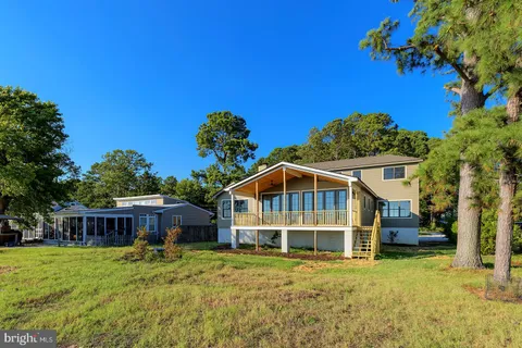 $999,000 | 20401 Nanticoke Drive, Nanticoke, MD 21840