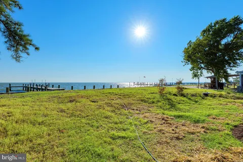 $999,000 | 20401 Nanticoke Drive, Nanticoke, MD 21840