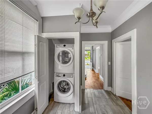 $2,300 | 607 East 37th Street, Savannah, GA 31401