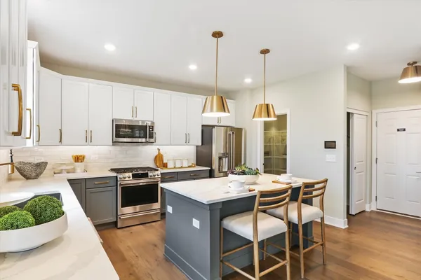 $646,670 | 26300 West Sablewood Circle, Plainfield, IL 60585