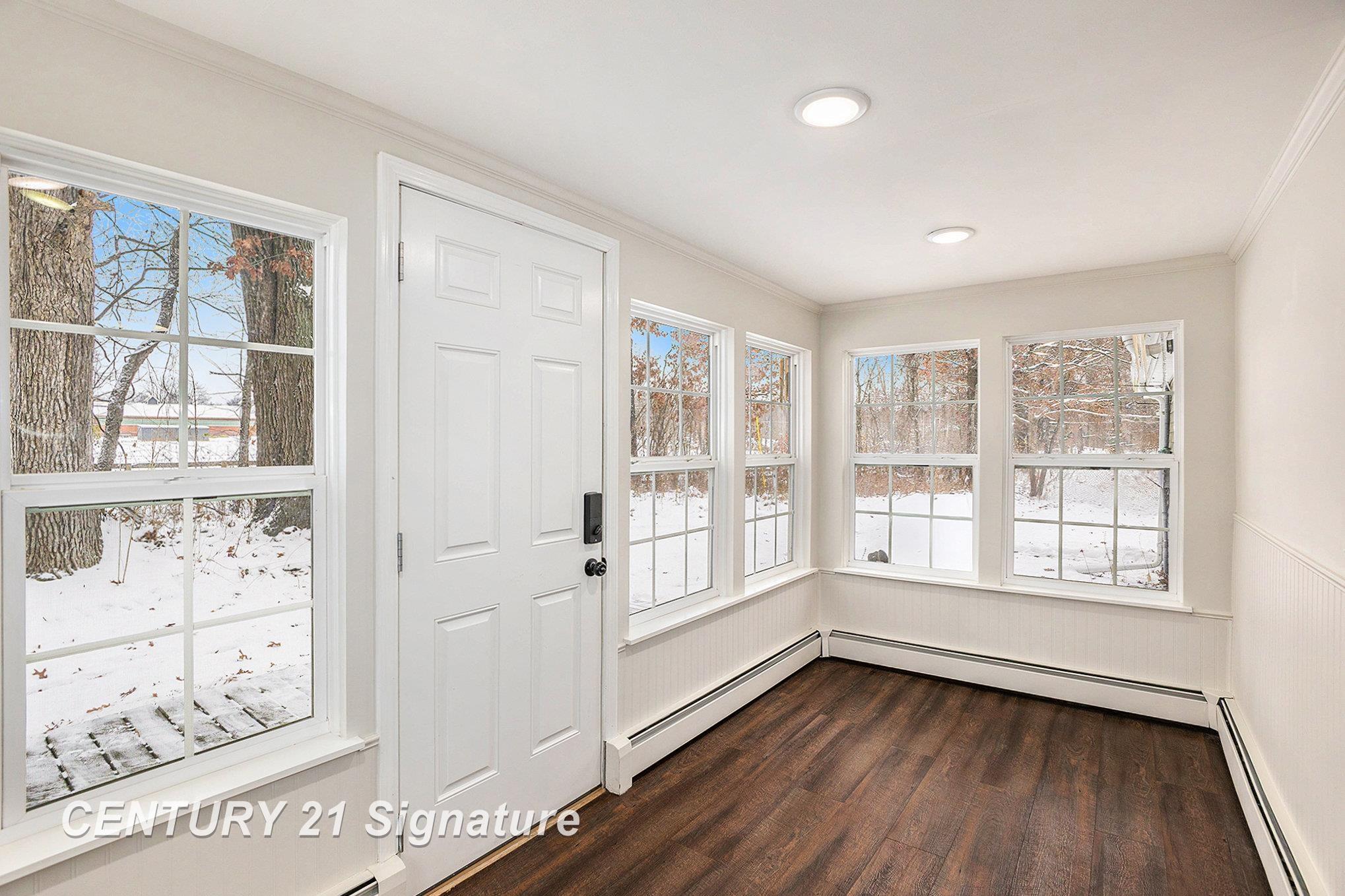 11401 Hibner Road Hartland, MI 48353 - Photo 23 of 34 50195919-ab184739-fa75-4679-ac04-c8d9d30233ef.JPG