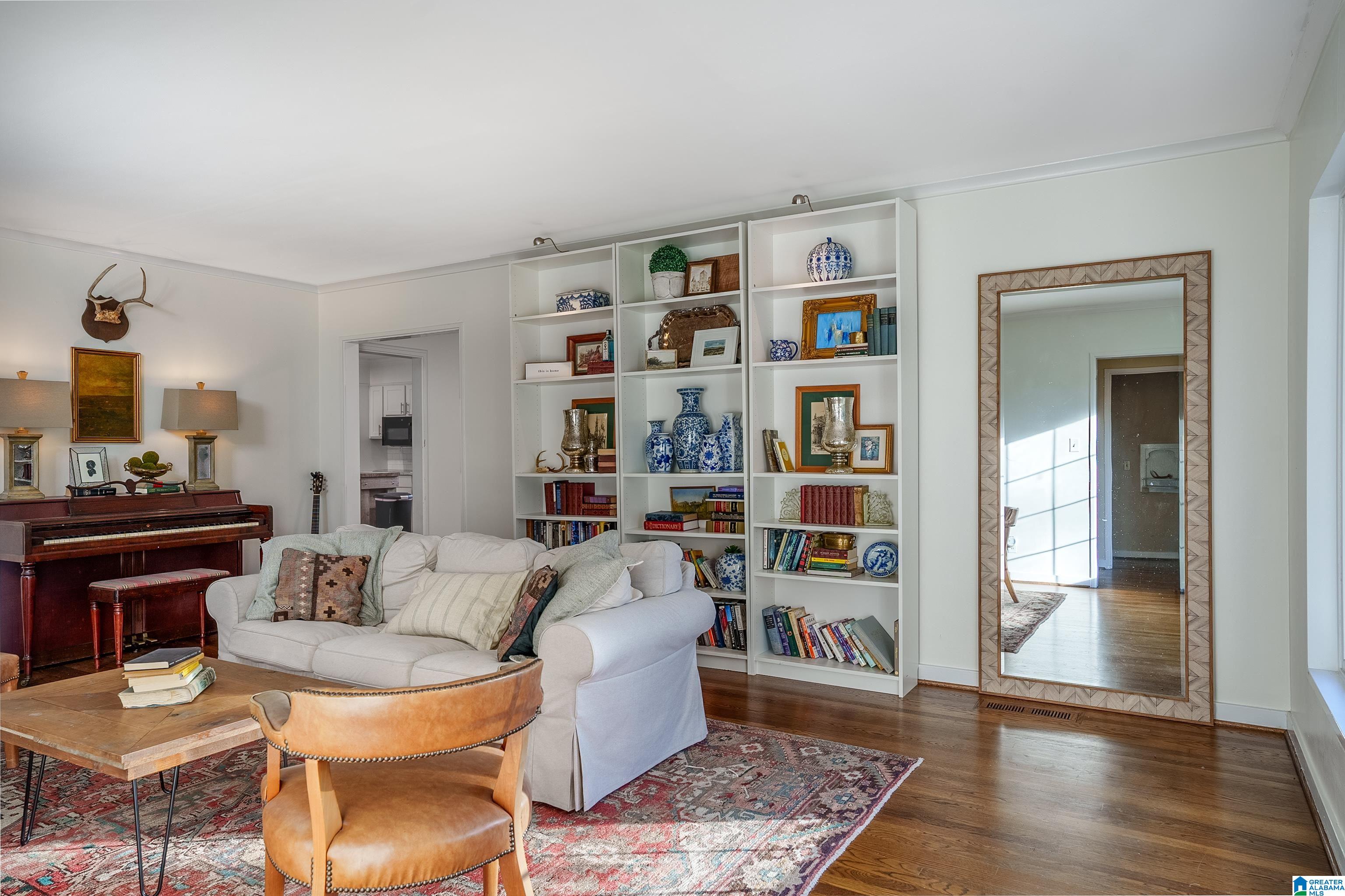 121 Rockaway Road Birmingham, AL 35209 - Photo 4 of 35