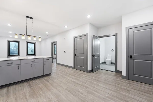 $2,575 | 531 32nd Street, Unit 407, Union City, NJ 07087