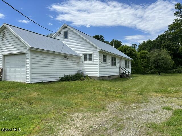 90 Tomhannock Road Valley Falls, NY 12185 - Photo 9 of 37 Side