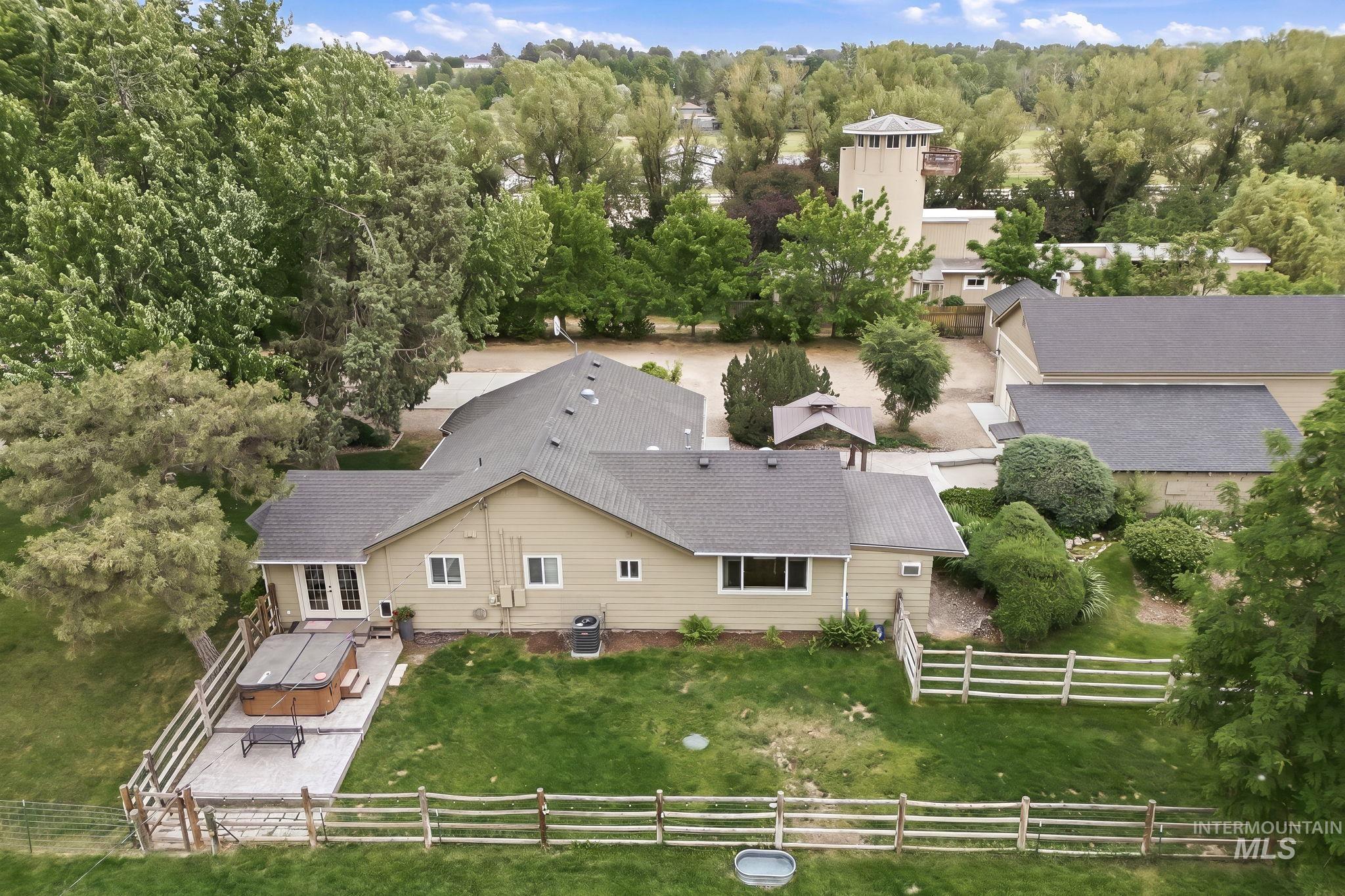 1621 Artesian Road Eagle, ID 83616 - Photo 34 of 50