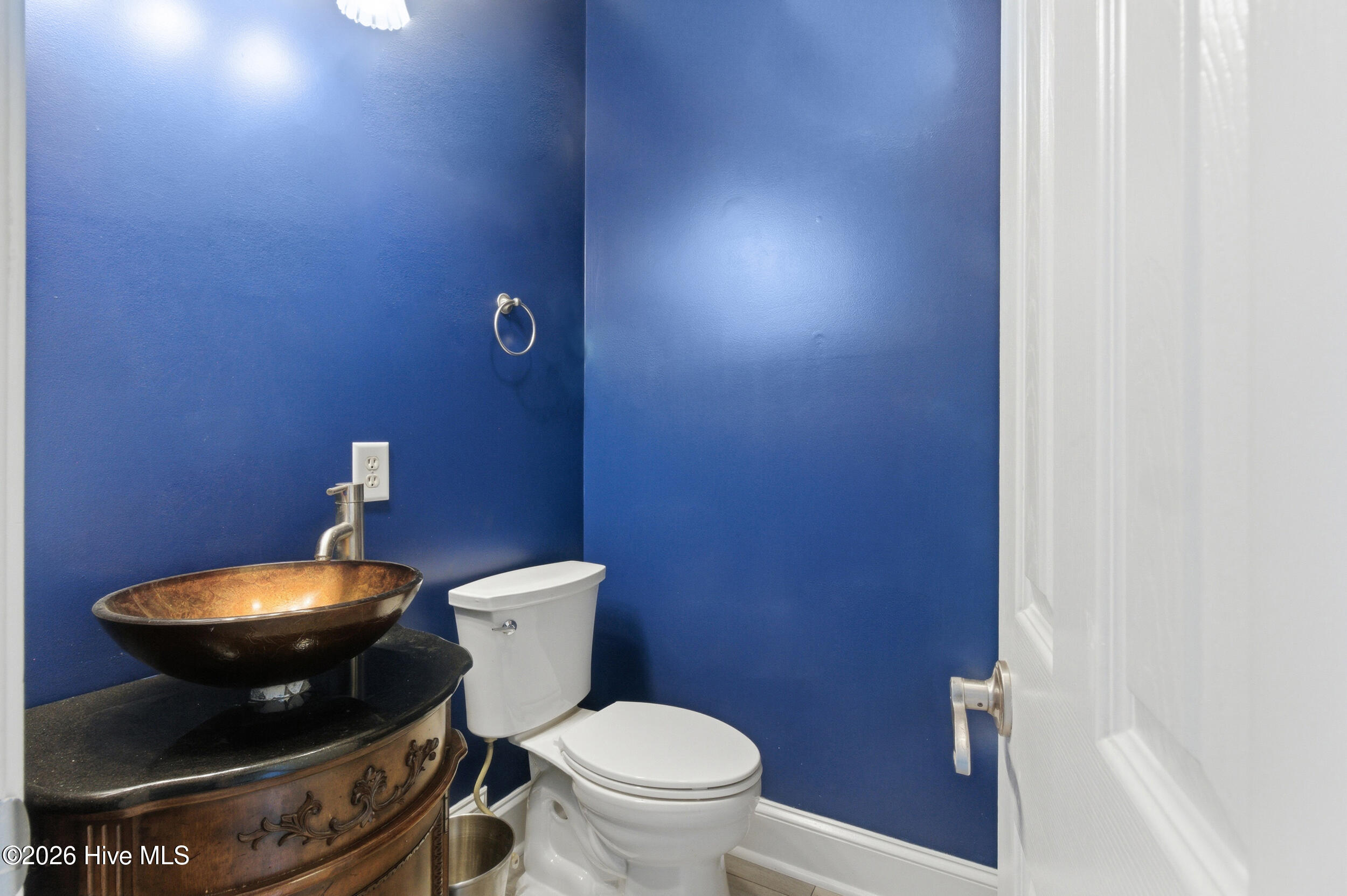 516 Long Point Road Chocowinity, NC 27817 - Photo 15 of 49 Half-Bath