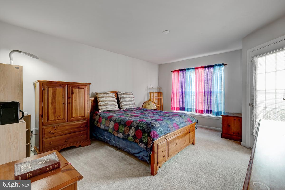 1816 Poolside Lane, Unit 35A Frederick, MD 21701 - Photo 8 of 16 Owner's Bedroom
